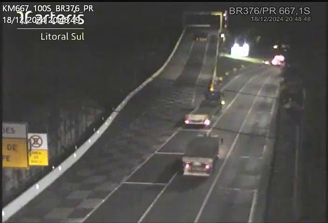 Sufoco: Caminhão-tanque sem freios quase atinge carro antes da área de escape na BR-376