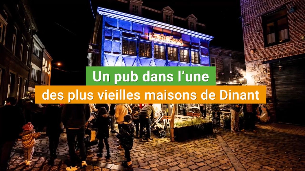 Un pub dans une des plus vieilles maisons de Dinant