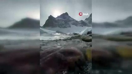 Hakkari'nin saklı cenneti buzla kaplandı