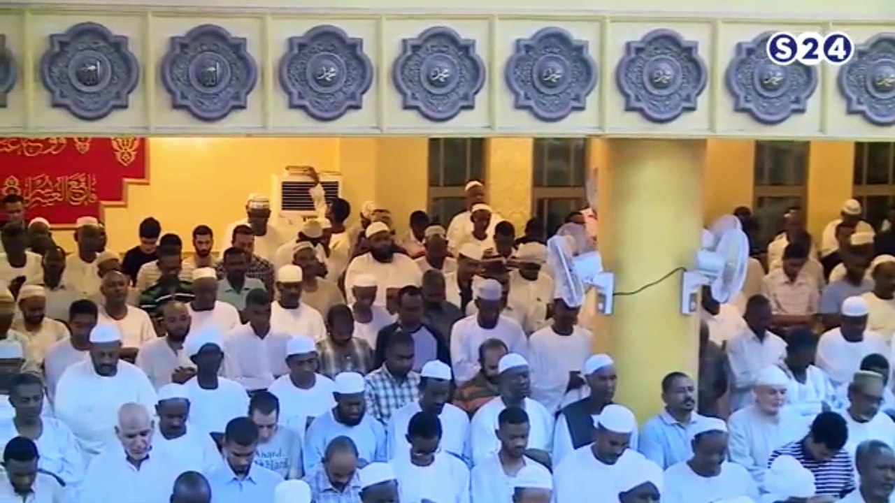 وَمَنْ يَتَّقِ اللَّهَ يَجْعَلْ لَهُ مَخْرَجًا *