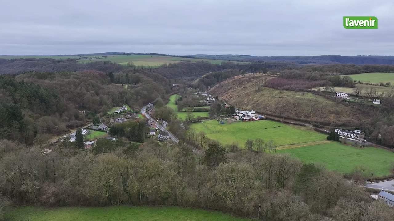 L'église au milieu du village : Vieuxville