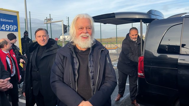 Paul Watson est arrivé à Paris après 5 mois de détention