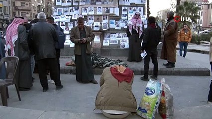 Suriyeliler Erce Meydanında toplandı! Umutlar tükeniyor!