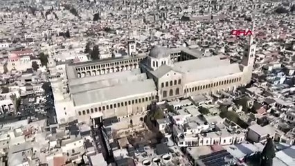 Şam'daki Emevi Camii'nden Cuma namazı görüntüleri