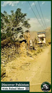 #discoverpakistanwithfaisalmeer #solorider #motovlogger #faisalmeer #mountains #northernareaofpakistan #trees #naturelovers #river #naturephotography #naturebeauty