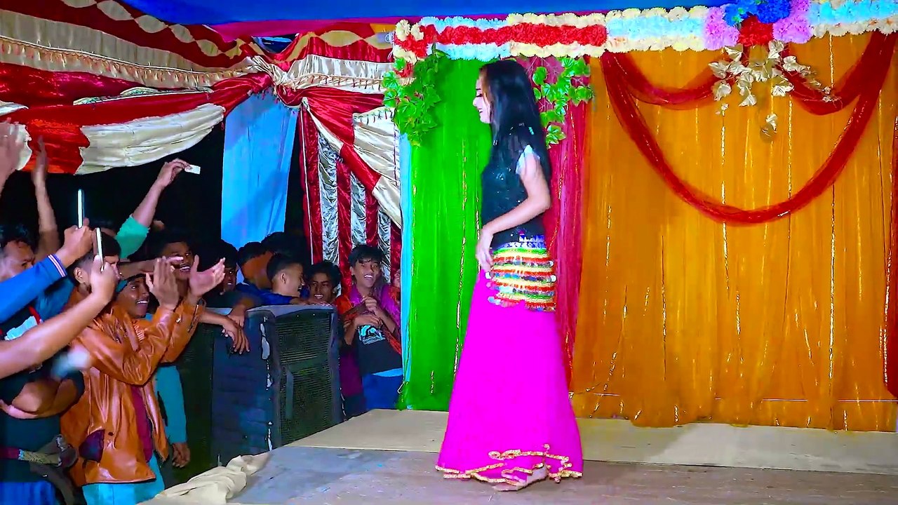 বিয়ে বাড়ির নাচ _ Ishq Di Gali Vich No Entry _ New Wedding Dance Performance _ Bangla Dance _ Juthi