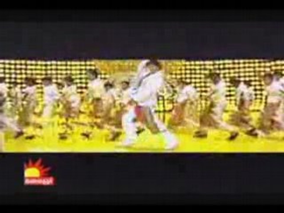 Kuruvi Trailer (Vijay   Trisha)