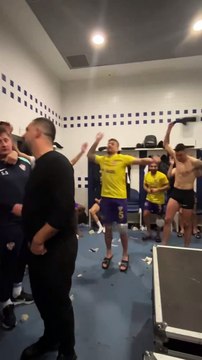 Eyüpspor soyunma odasında Arda Turan oley tezahüratları yapıldı