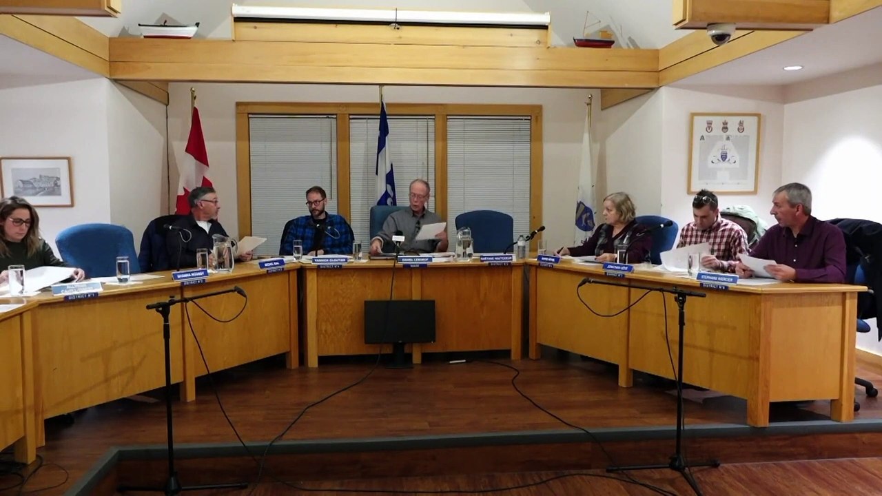 20 DÉC TOPO MS Retour bureau touristique Percé