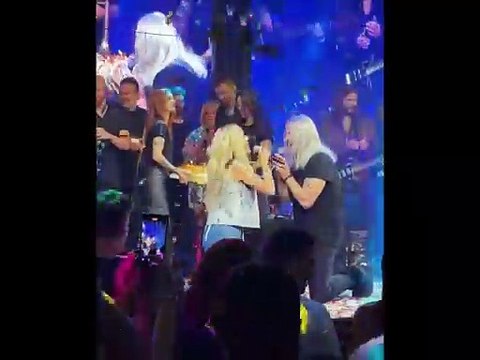 Η Άννα Βίσση γιόρτασε τα 67α γενέθλιά της μαζί με τον Νίκο Καρβέλα