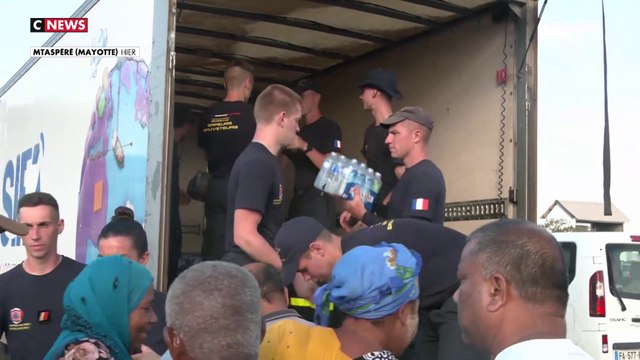 Mayotte : première distribution d’eau dans un quartier de l’archipel