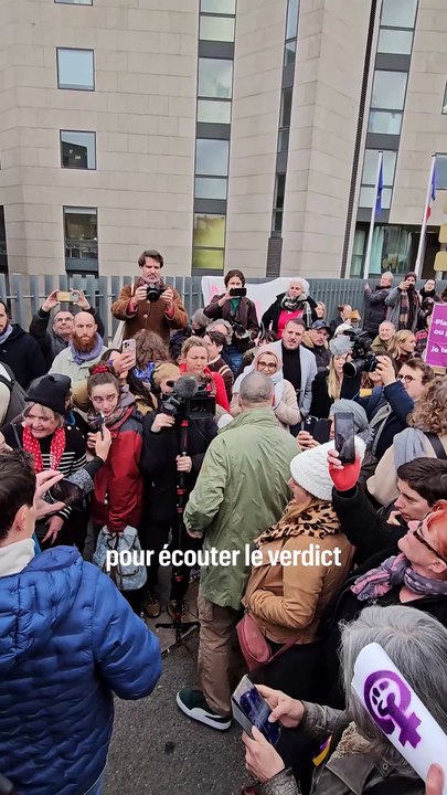 Procès Pélicot : l'avocat qui a provoqué la foule des manifestantes s'explique