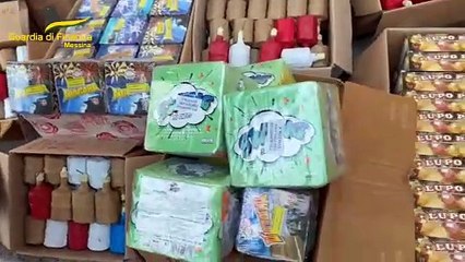 Anche "bombe carta" e candelotti tra i 424 chili di fuochi d'artificio sequestrati tra Messina e provincia