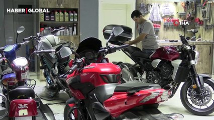 Aydınlı çift, bebeklerine verdiği isimle gündem oldu. "Hoş geldin, Honda Soichiro bebek"
