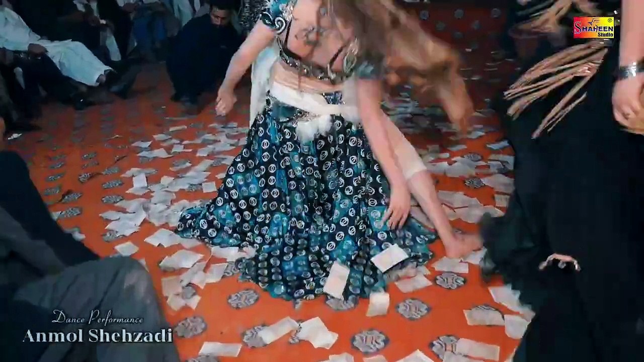 Romantic dance
