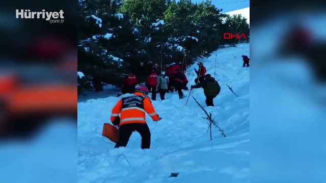 Palandöken Dağı'nda çığ düşme anı kamerada