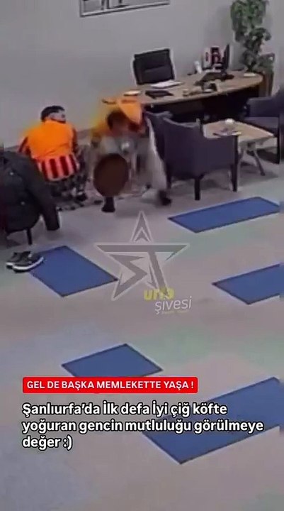 Çiğ köfteyi mükemmel yoğurdu, sosyal medyada gü...