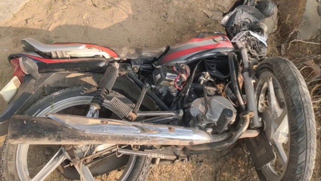 अलावड़ा-चौमा मार्ग पर सड़क हादसा, बाइक सवार गंभीर घायल