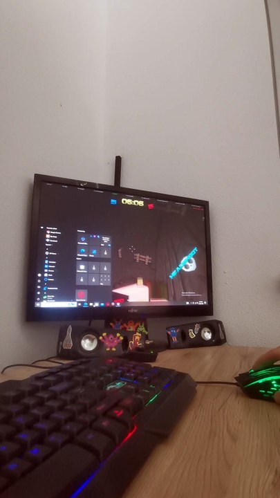 I played pixel warfare v4