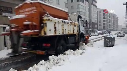 O şehirde 84 köy yolu ulaşıma kapandı!