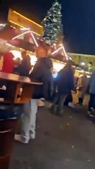 Un auto se incrustó en un mercado navideño en Alemania dejando varios muertos