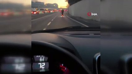 E-5 karayolunda scooter ile tehlikeli yolculuk!
