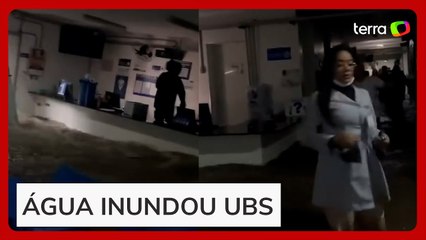 Unidade de saúde é invadida por enxurrada após temporal em SP; pacientes foram retirados às pressas