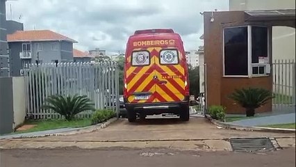 Idosa cai da escada e fica ferida em condomínio na Vila Tolentino