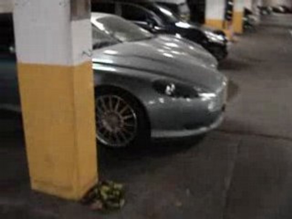 Voiture de luxe parking chelsea