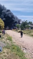 Un voraz incendio consumió una vivienda en Altos del Pinar
