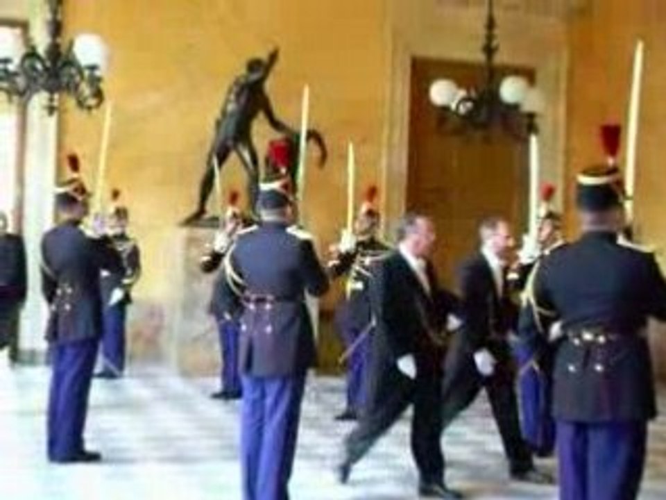 L'entrée du président de l'Assemblée Nationale