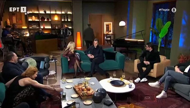 Παρέα: Λύγισε η Μαρία Μπεκατώρου όταν την είδε μπροστά της-Η μεγάλη έκπληξη που της έκανε ο Κουβαράς