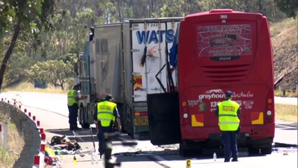 Bus driver dies, multiple passengers taken to hospital as bus and truck crash closes Hume Highway