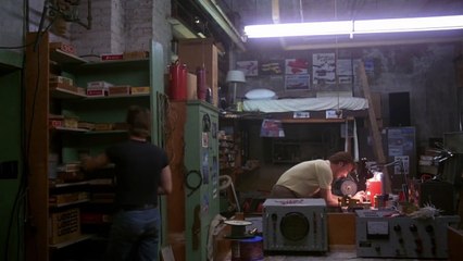 Body Heat (1981) - Stars: William Hurt, Kathleen Turner, Richard Crenna