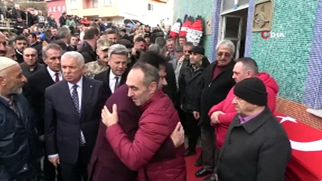 Milli judocu Emre Yazgan'a son veda: İkizi tabutun başından ayrılmadı