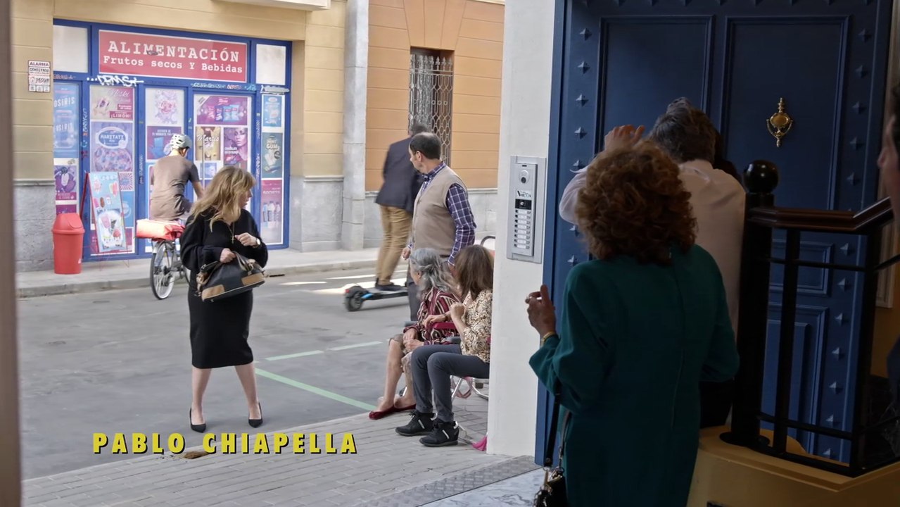 La que se avecina TEMP-13 Episodio 8 Un santo bilingüe, un topo doble y la vergüenza de los balmaseda de Unzeta y Téllez-Girón