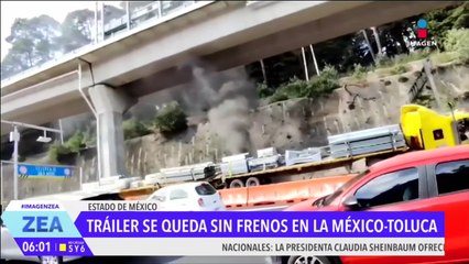 Tráiler se queda sin frenos y se lleva al menos 10 auto en la México-Toluca
