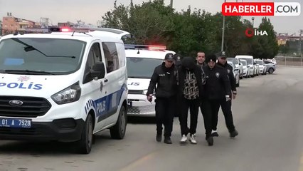 Adana'da Park Halindeki Araçlara Saldırı