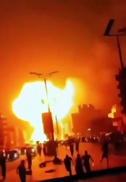 US strikes Houthi targets in Yemen's capital (video)