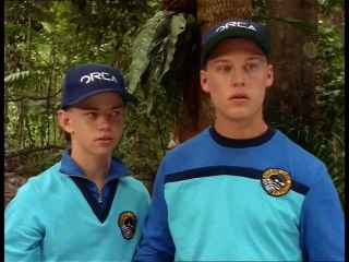 Océane (Ocean Girl) (1994) - Saison 4 - Épisode 14 - La Fleur qui Guérit (Français VF)