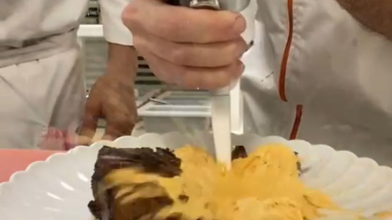 Boy's first attempt at using a kitchen siphon ends in disaster