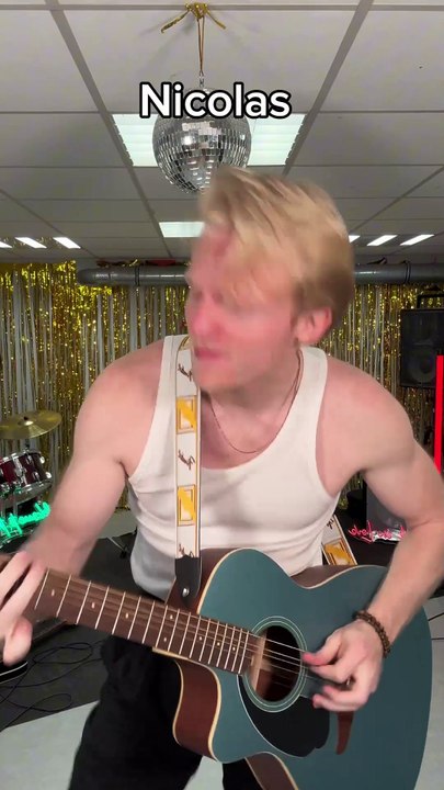 DEVINE QUI EST LE GUITARISTE ! 🎸🤨