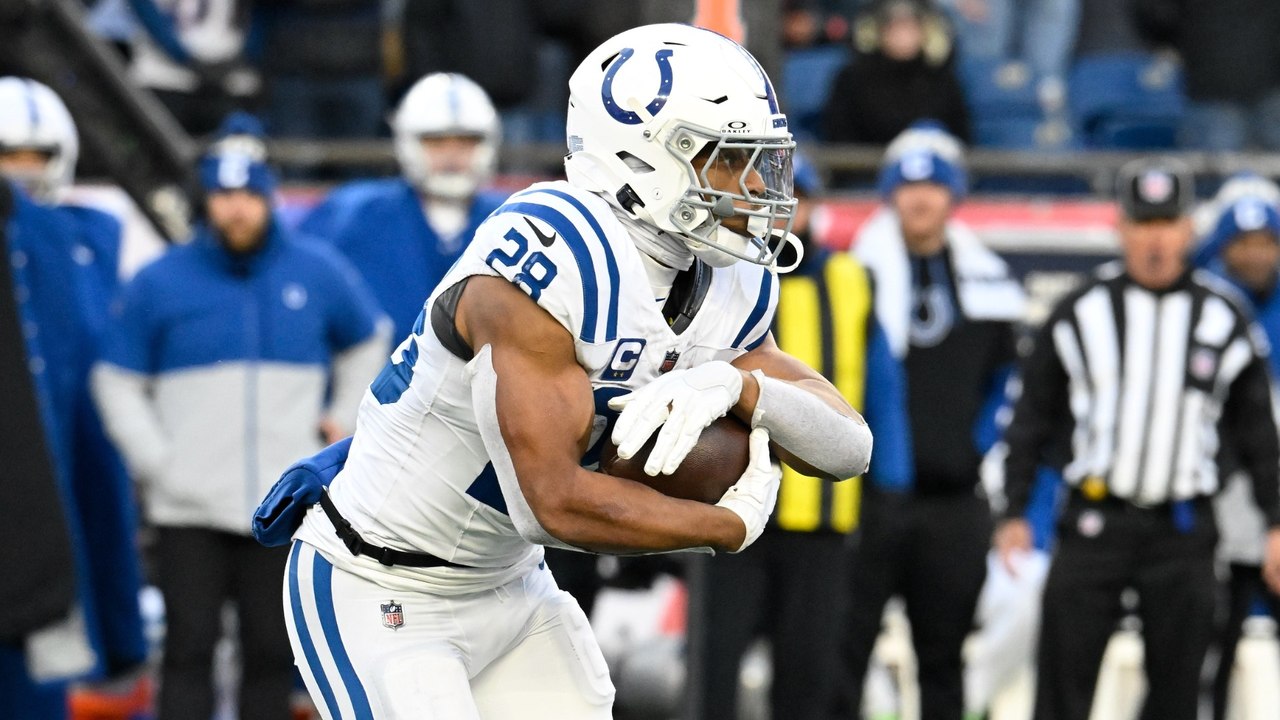 Colts' Playoff Chances Hinge on Taylor's Performance