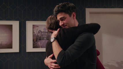 Leander: "Eleni, non ho mai smesso di amarti, diamoci un'altra possibilità" - Clip puntata 09.12.2024