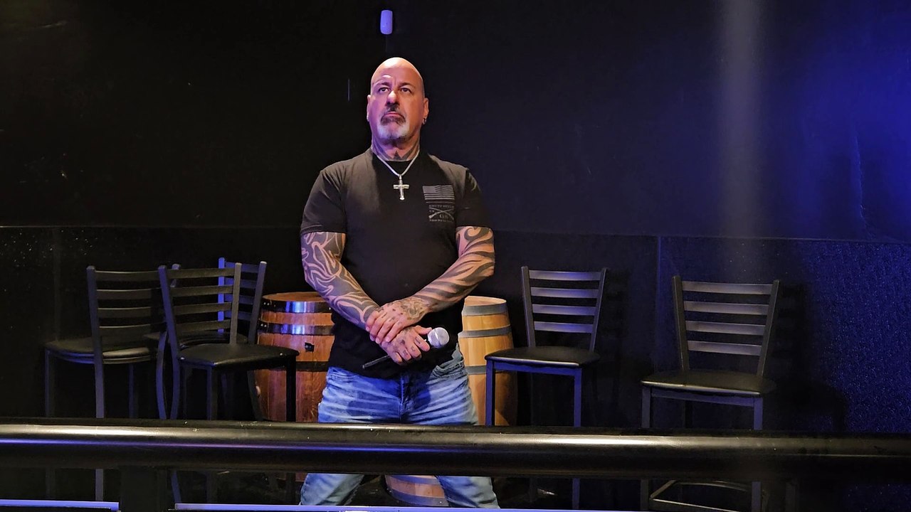 QUEEN - ANOTHER ONE BITES THE DUST (PERFORMED LIVE AT THE WESTERNER)