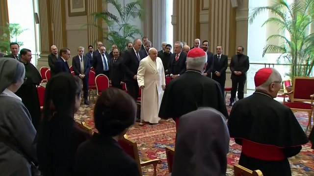 El papa condena de nuevo la crueldad de los bombardeos israelíes en Gaza