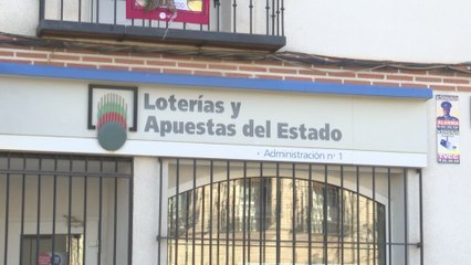 Una peña del atleti reparte 1,2 millones de papeletas en Esquivias