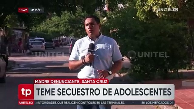 Mujer denuncia que un hombre a bordo de un auto acosa a sus hijas mostrándoles videos pornográficos