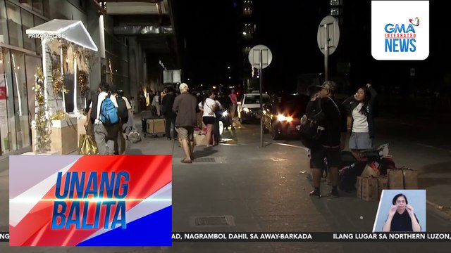 Mga biyahero, patuloy ang pagdagsa sa PITX isang araw bago ang bisperas ng Pasko | Unang Balita