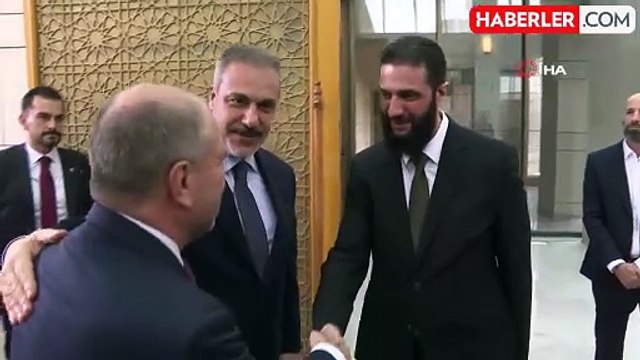 Bakan Fidan, Suriye'nin Yeni Lideri Şara İle Görüştü